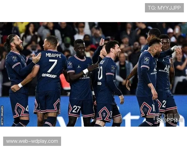 马赛前锋瓦斯续约谈判停滞，俱乐部标价3000万欧